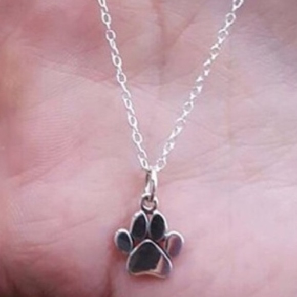 Paw Print Necklace🐾🐾🐾🐾 - Picture 4 of 4